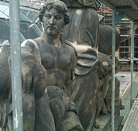 Naturstein Skulptur Sanierung Hamburg