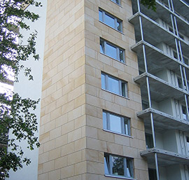 Sandstein Vorhangfassade Neubau Hamburg